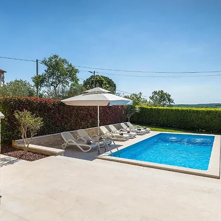 Feriehus Marasi Poreč