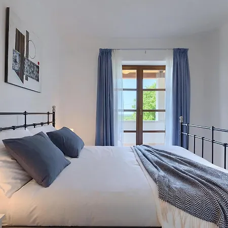 Holiday home Marasi