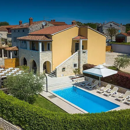Marasi Holiday home