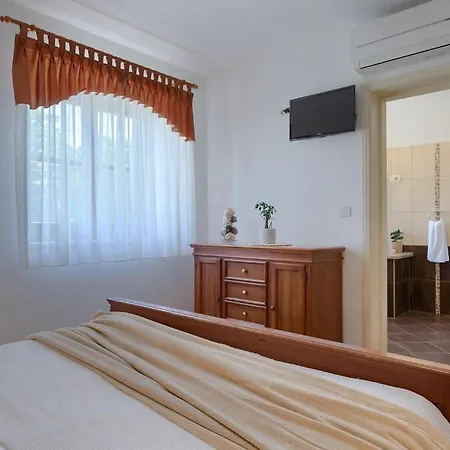 Marasi Holiday home Porec